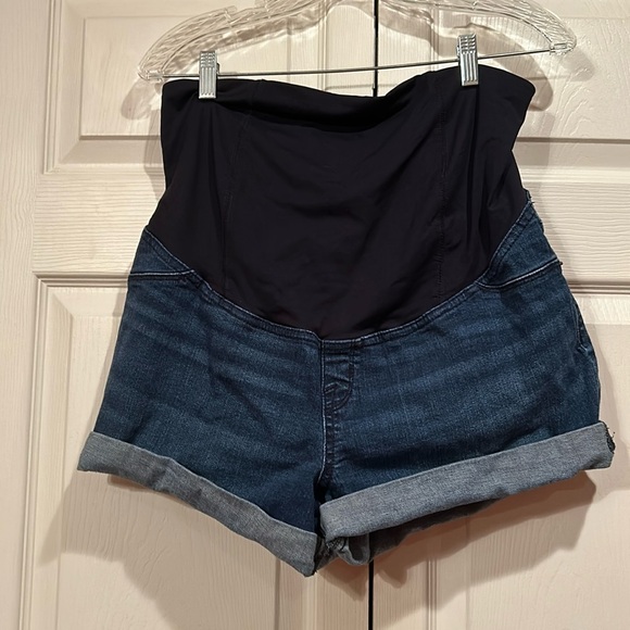 Isabela sz 12 Midi Maternity Short  by Ingrid & Isabel with Crossover Band - Picture 1 of 3